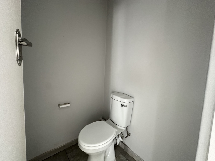 8 Bedroom Property for Sale in Norwood Eastern Cape